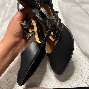 Brand NWT salsa ballroom tango bachata dancing or formal wear kitten heels. 💃🖤